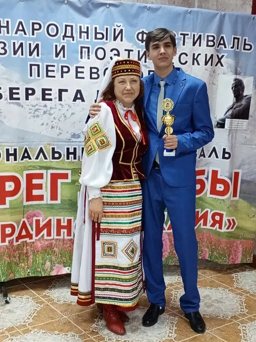 hGoHZcpAVsU