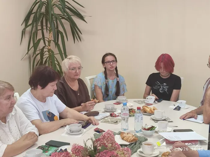 молодёжь Киросирова О
